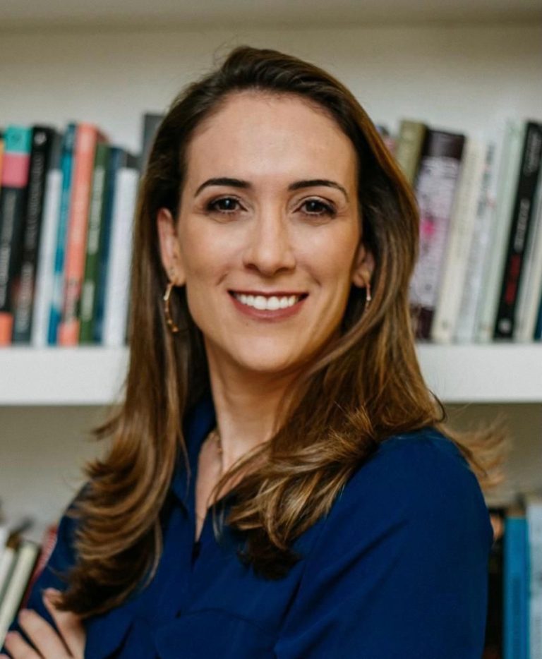 Gabriela Neves Delgado